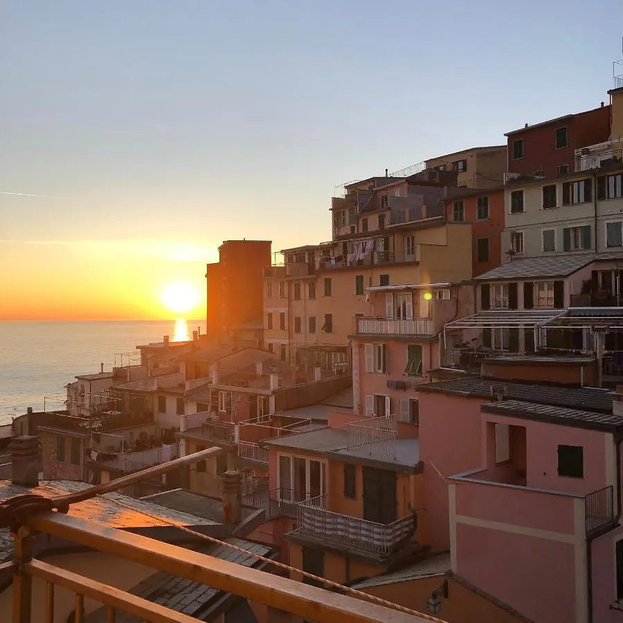Giardi Apartment Riomaggiore 0*,  Italy