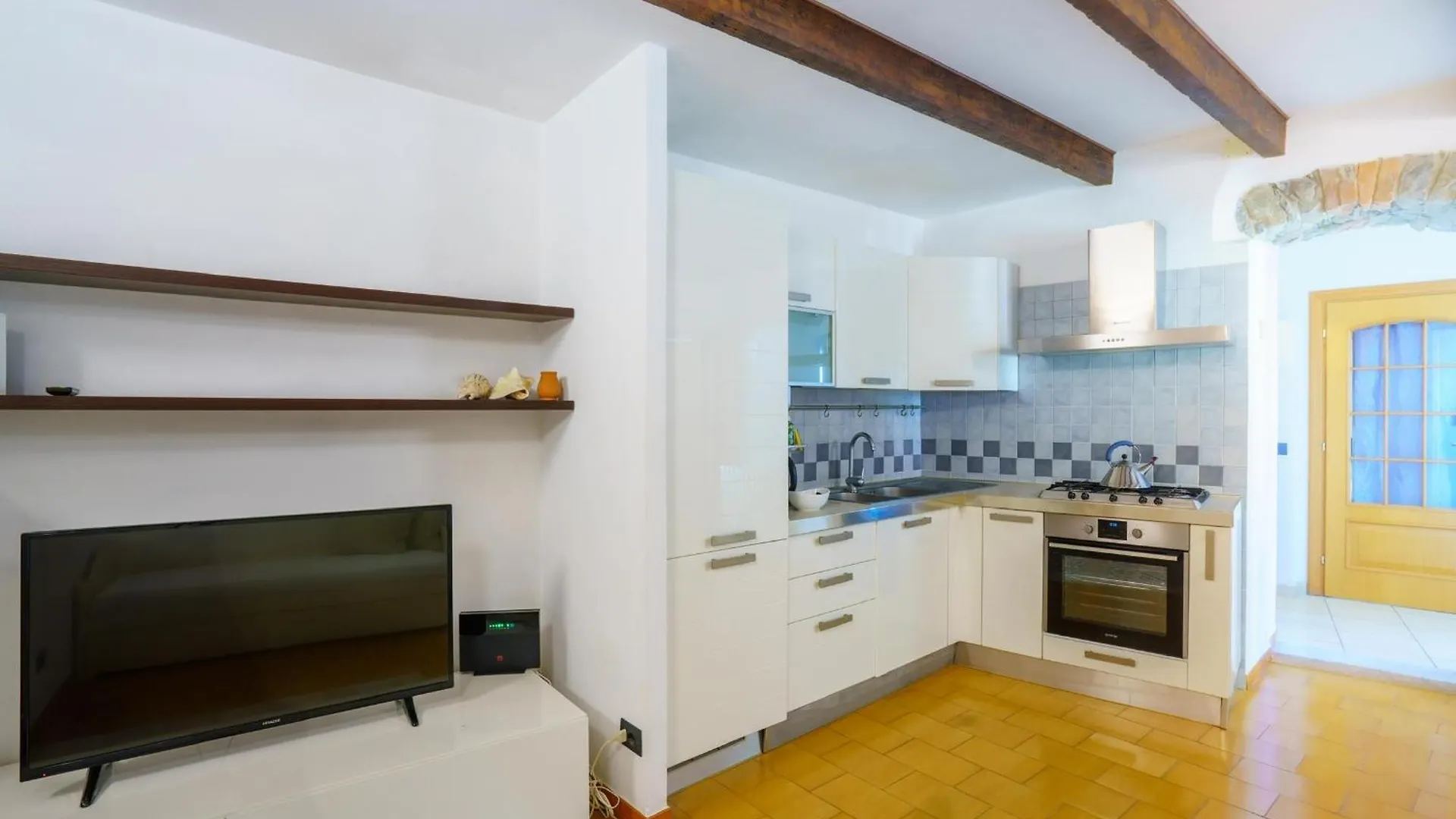 Giardi Apartment Riomaggiore 0*,  Italy